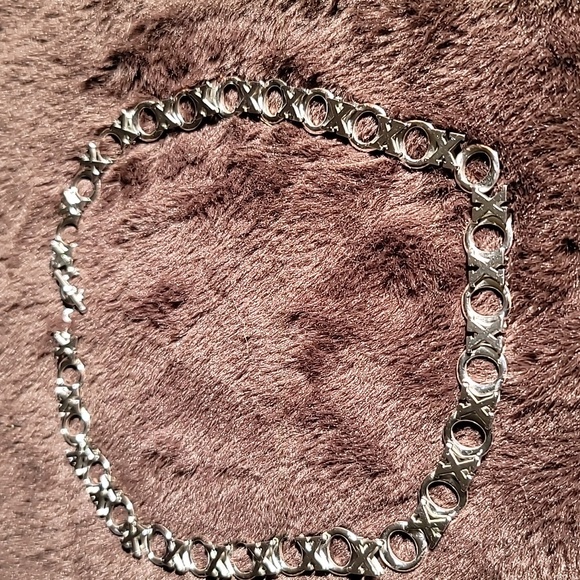 "XO" Necklace - Picture 5 of 5